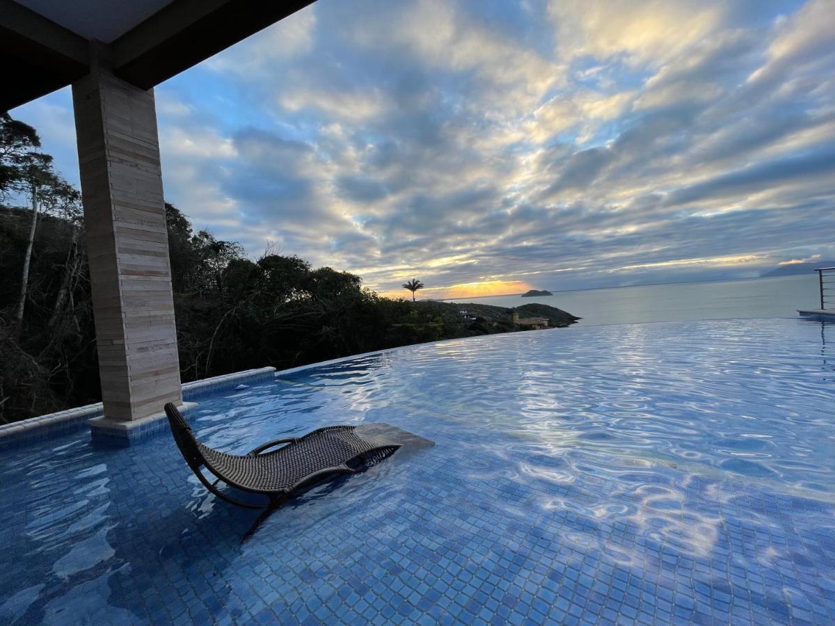 Casa Bella Vista: Beachfront Mansion in João Fernandes, Búzios Exterior photo